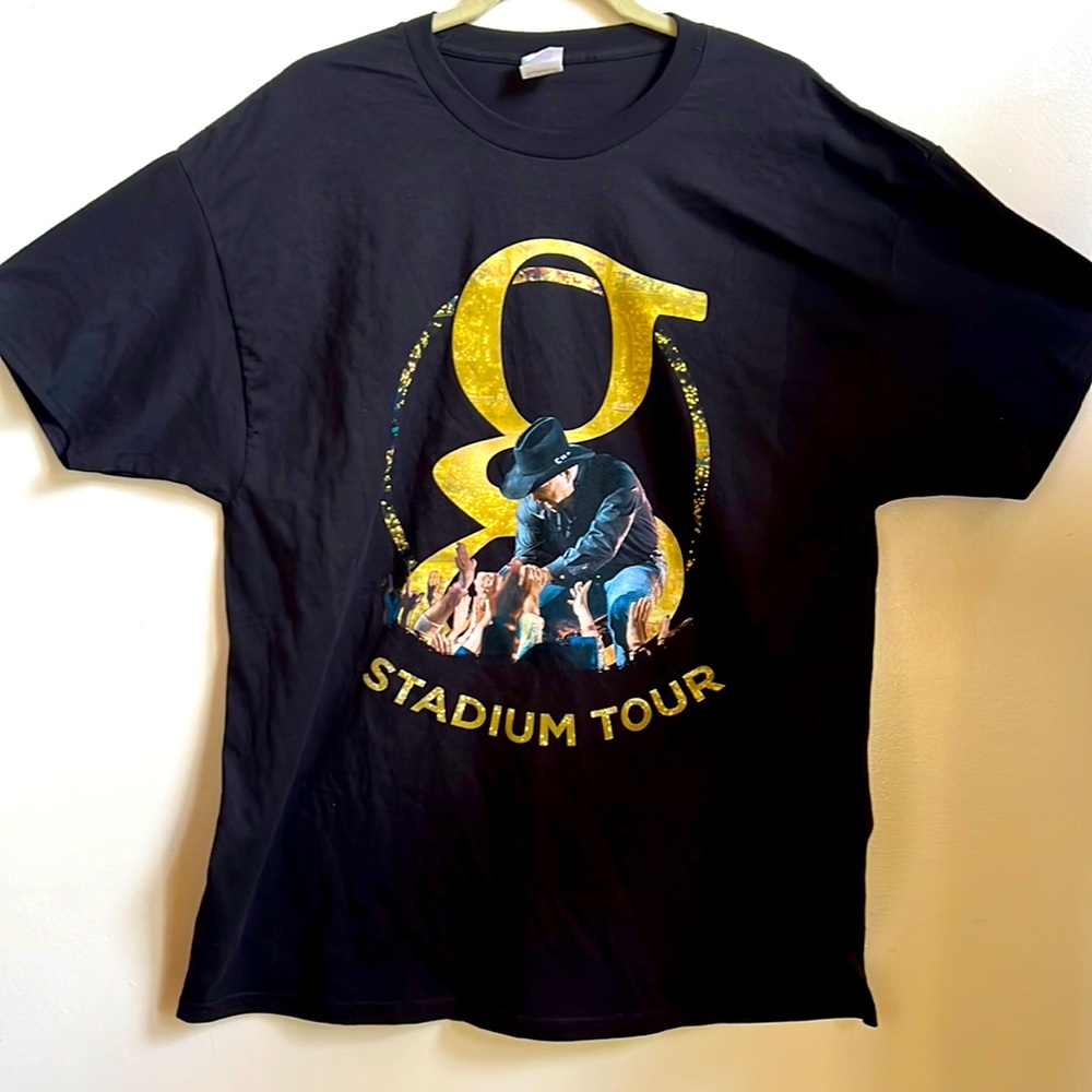 Garth Brooks concert tee, stadium tour XL Hanes black tee